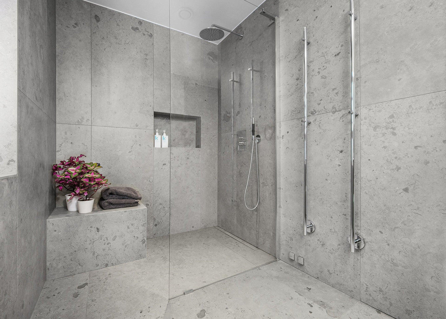 J Norrvange Grey Bricmate