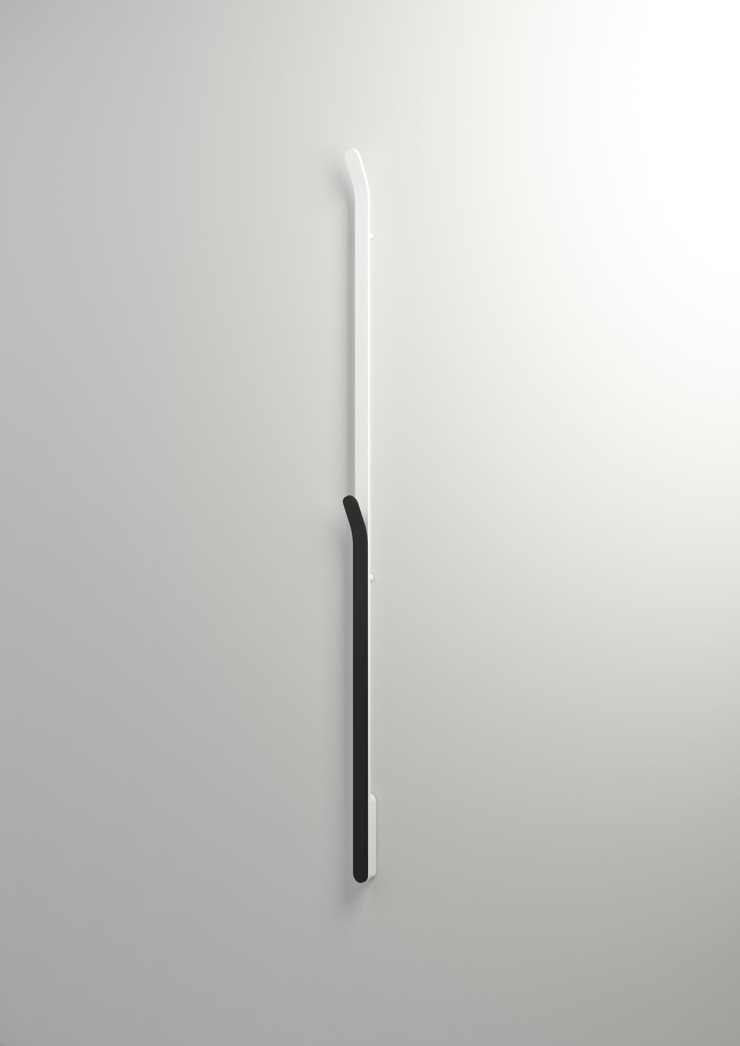 INR Handdukstork Bow i Matte White / Brushed Black (art.nr 80000850). Bild: INR