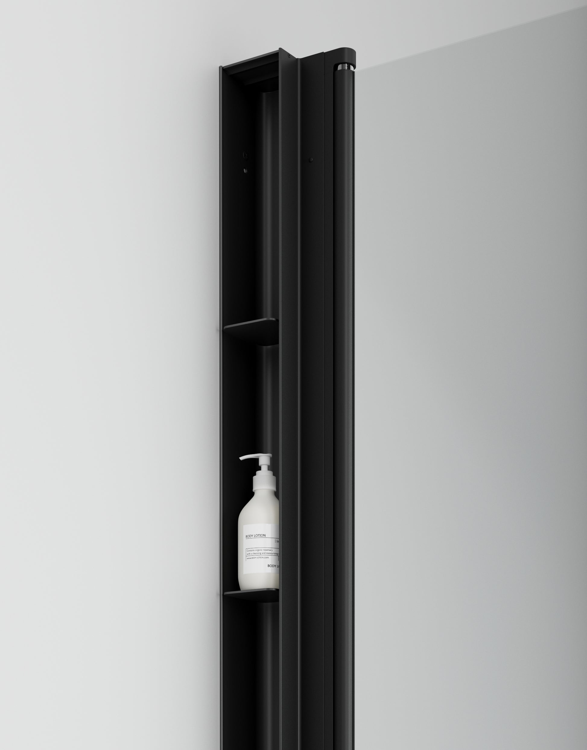 INR Duschförvaring Pile i Matte Black – Höjd 1400–2000 mm (art.nr 80001263). Bild: INR