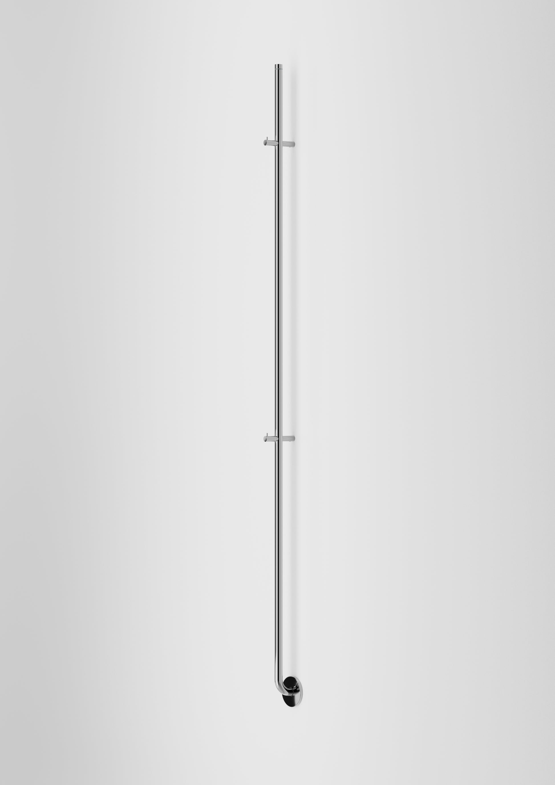 INR Handdukstork Line i Polished (art.nr 80001501). Bild: INR