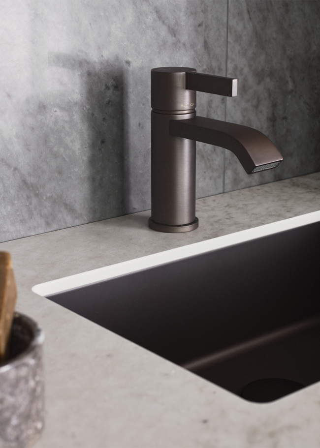 M Glanshammar Dark Honed Bricmate