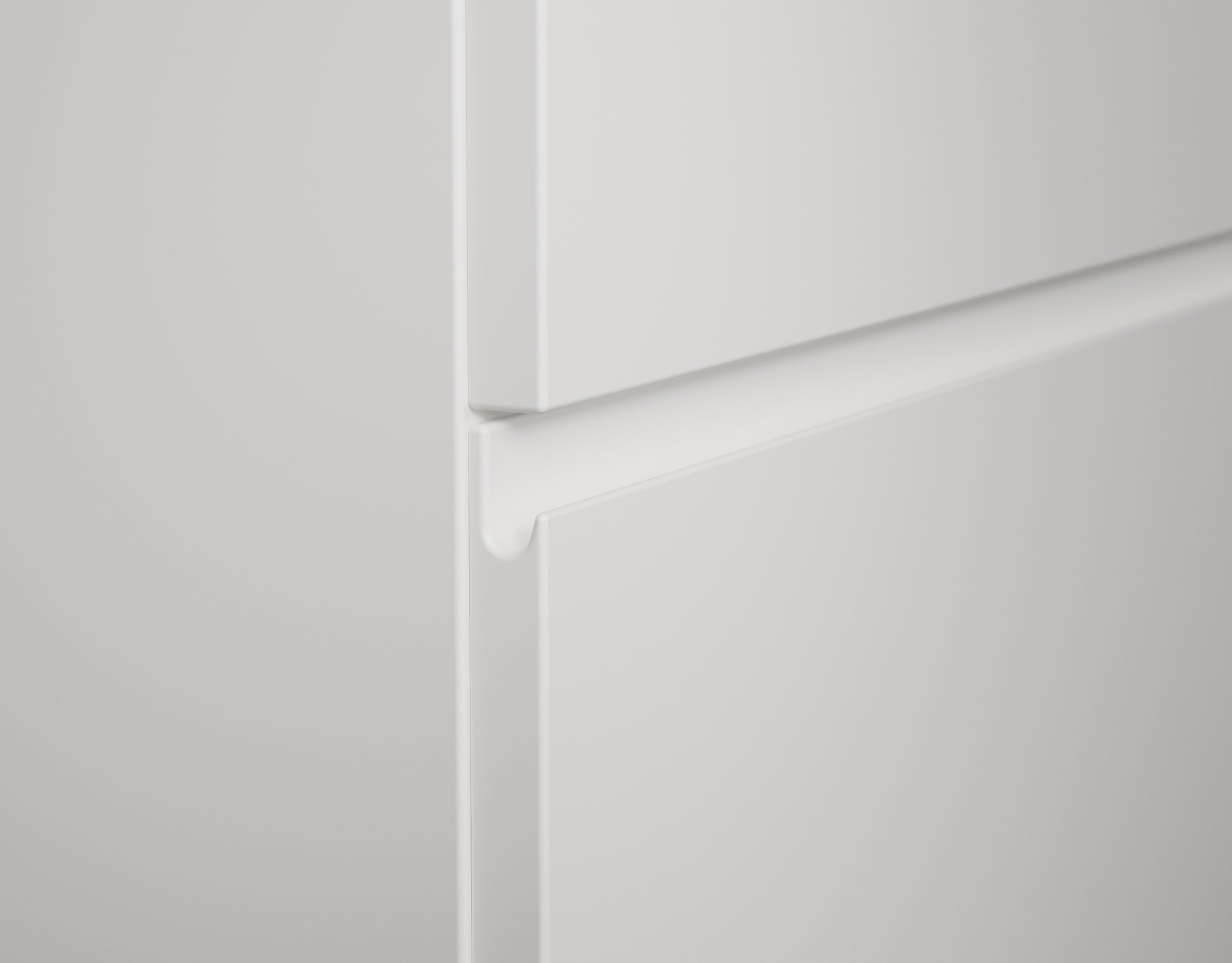Kommod Core Grip Unit 80 i Pure White: detalj av front med grepplist. Bild: INR